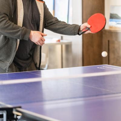 ABMC - clients playing ping pong