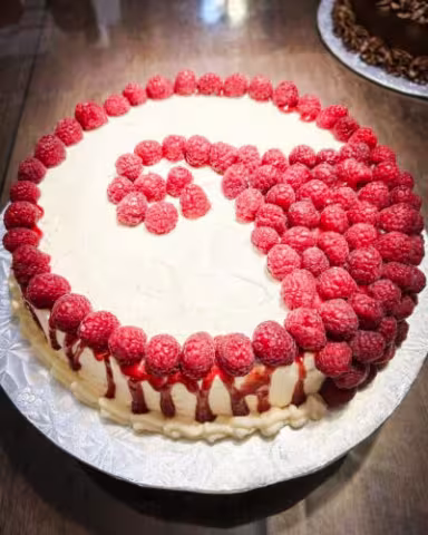 Raspberry Swirl Cheesecake